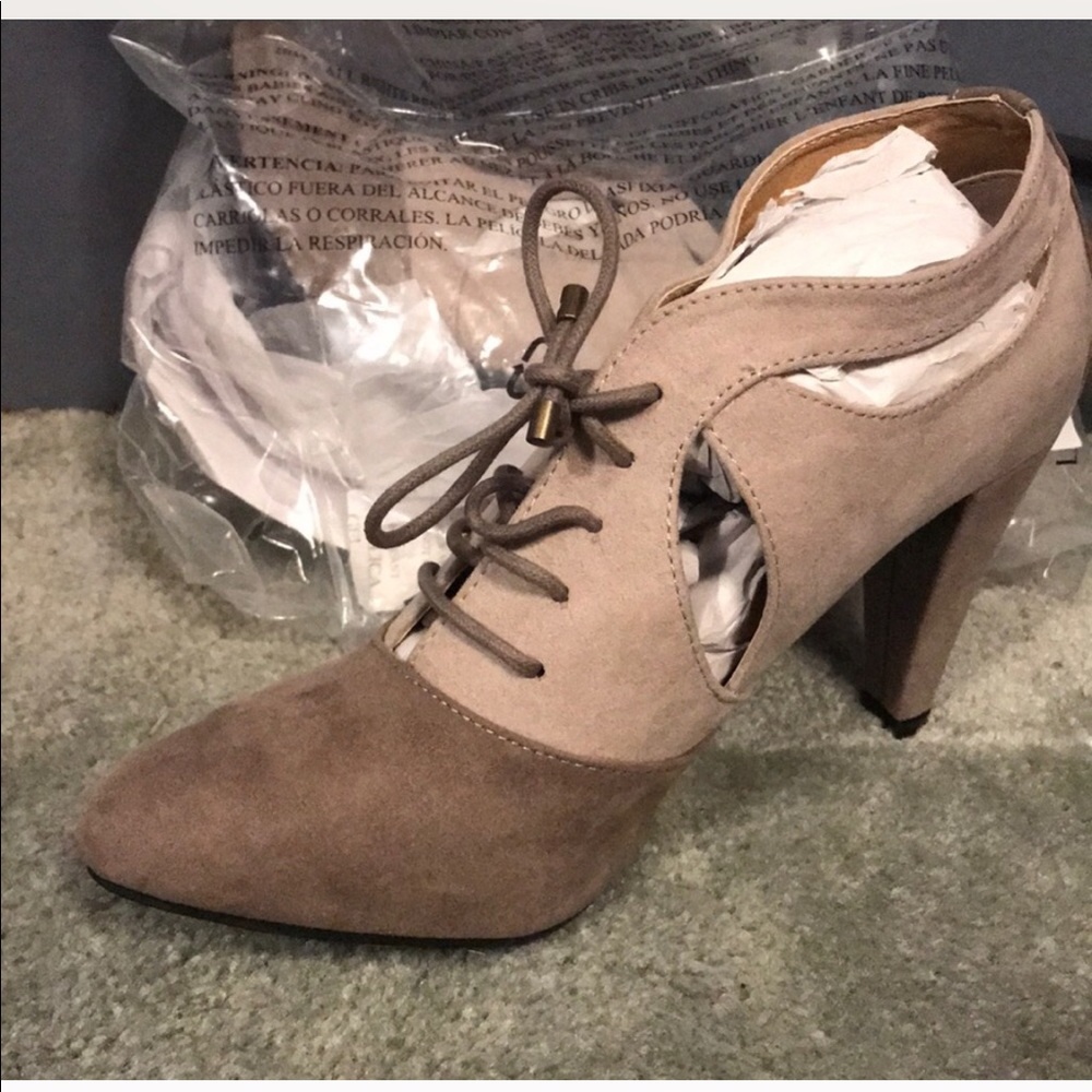 Avon heals size 7